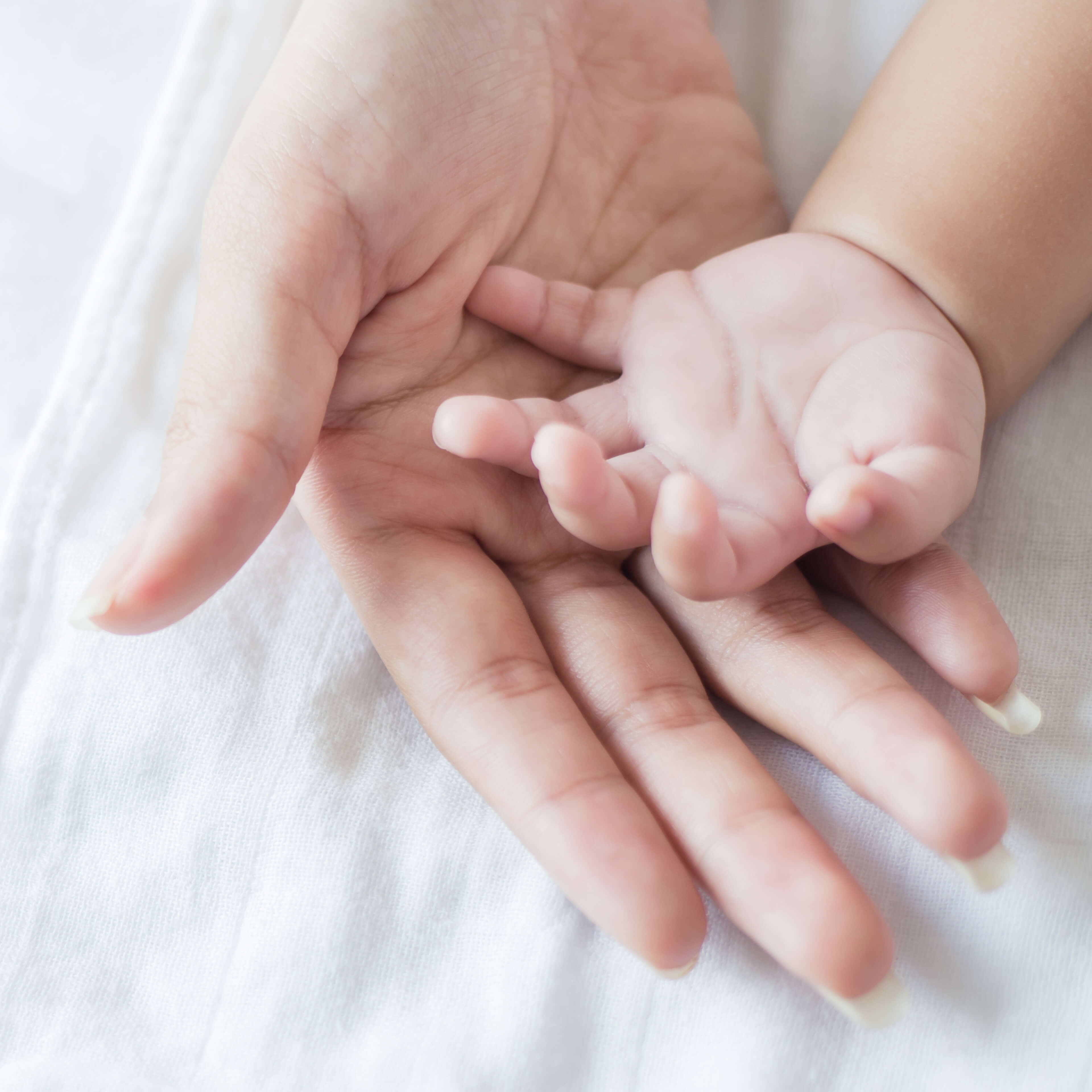 Un examen pouvant détecter 7 maladies chez le nouveau-né
